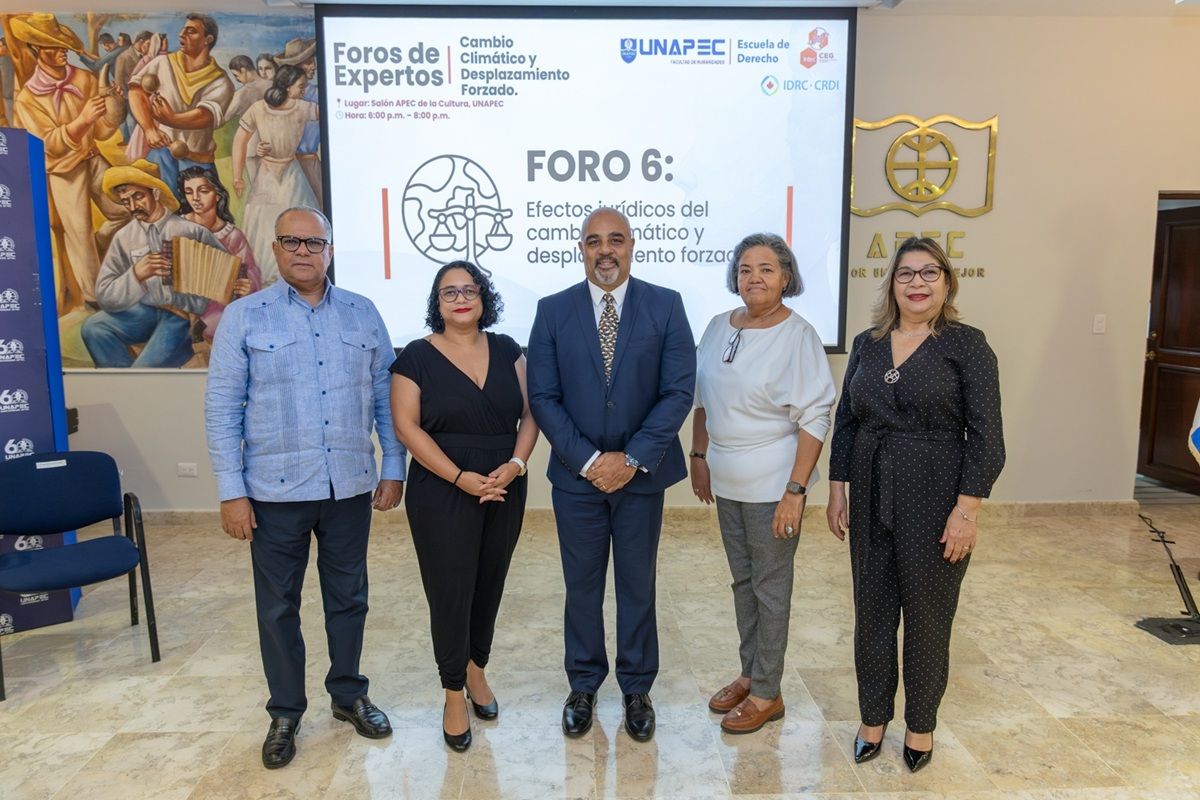 Foro%206%20de%20expertos%20Efectos%20del%20cambio%20climatico%20b-01c8e4f9 Instituto Tecnol&oacute;gico de Santo Domingo - Reflexionan sobre los efectos jur&iacute;dicos del cambio clim&aacute;tico y el desplazamiento forzado