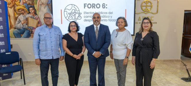 Foro%206%20de%20expertos%20Efectos%20del%20cambio%20climatico%20b-f1cd387b Instituto Tecnol&oacute;gico de Santo Domingo - Notas de prensa CEG